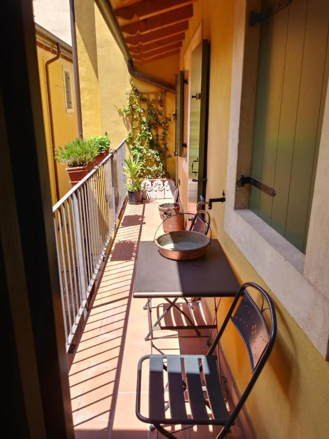 Gecko's Balcony Apartment