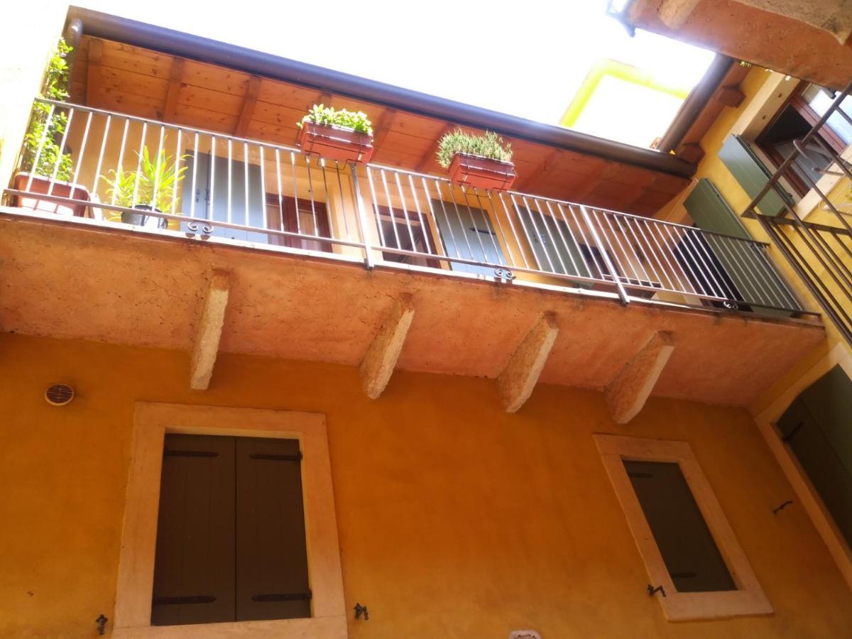 Gecko's Balcony Apartment Verona