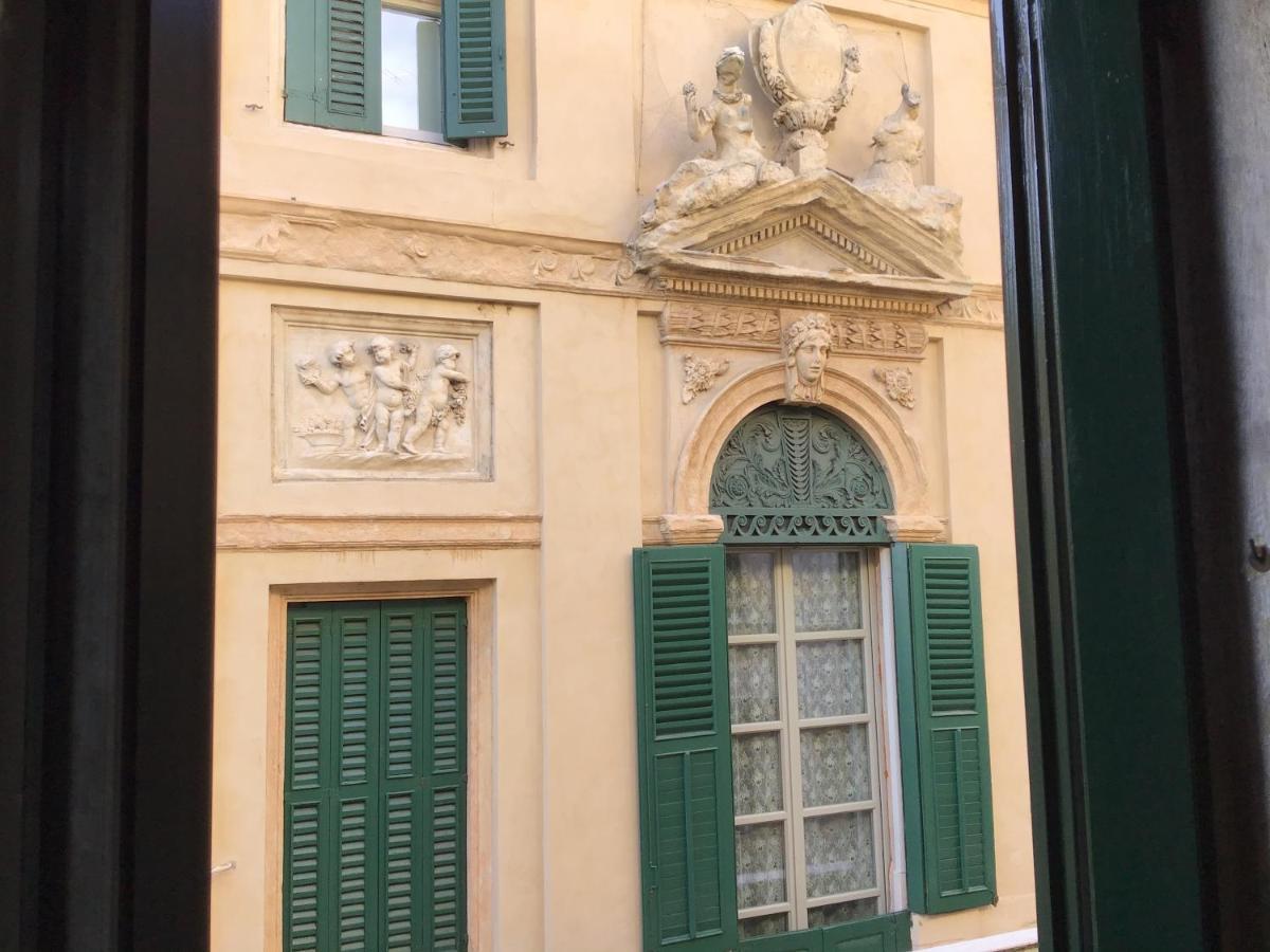 A Due Passi Da Giulietta-casa Capuleti *