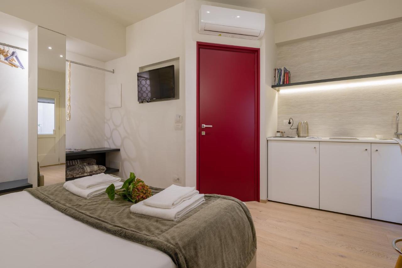 Velluto Blu & Apartment