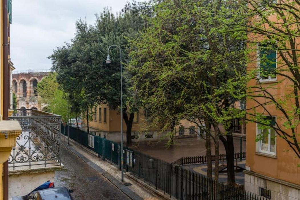 Comfortable Behind Arena Di Apartment Verona
