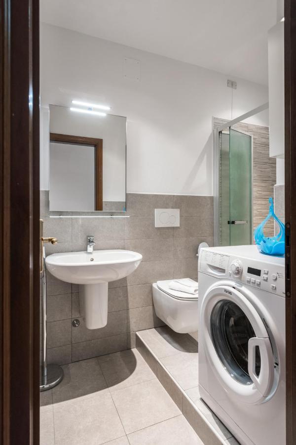 Flats4rent Lucia