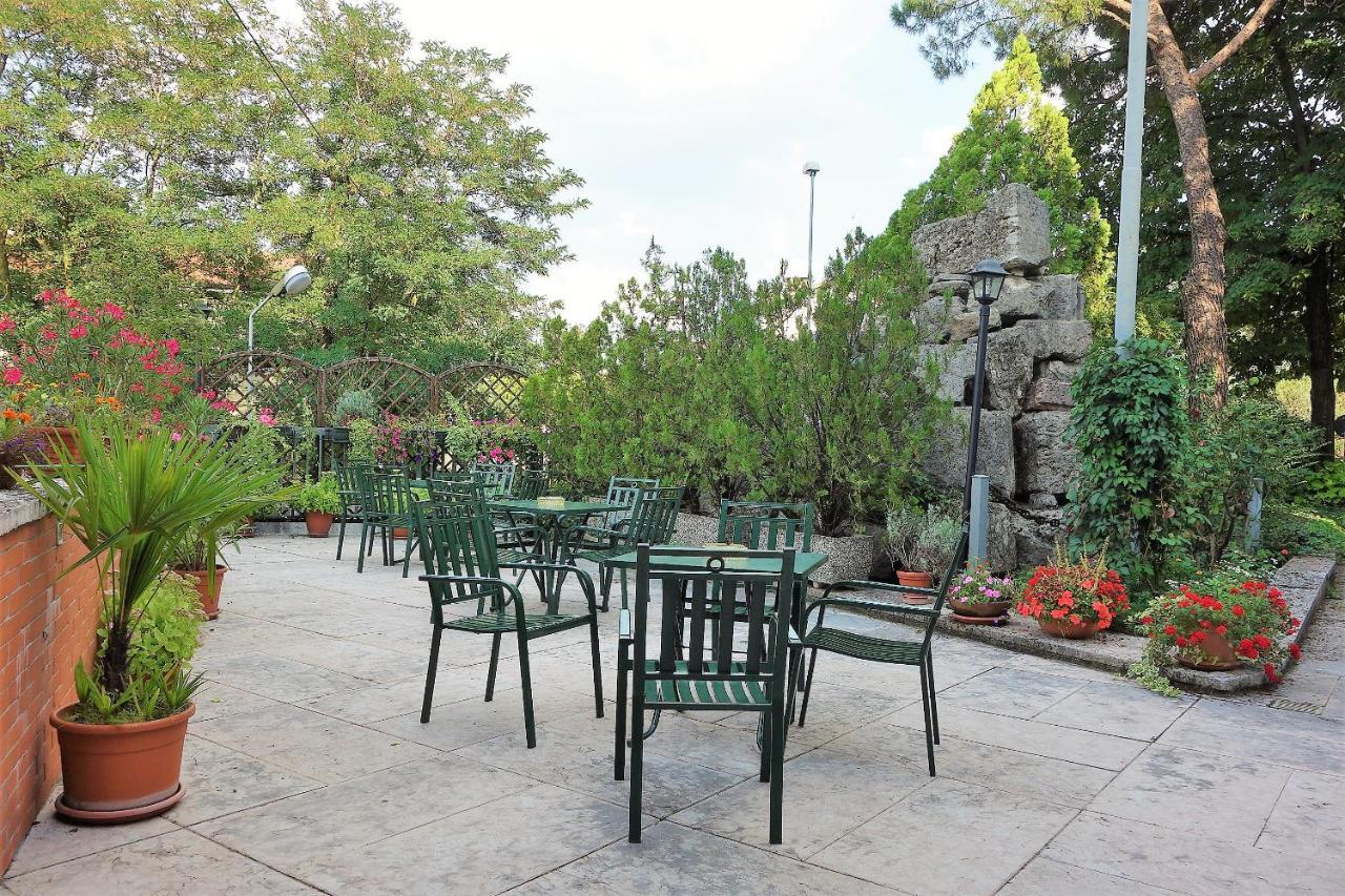 Khách sạn Euromotel Croce Bianca