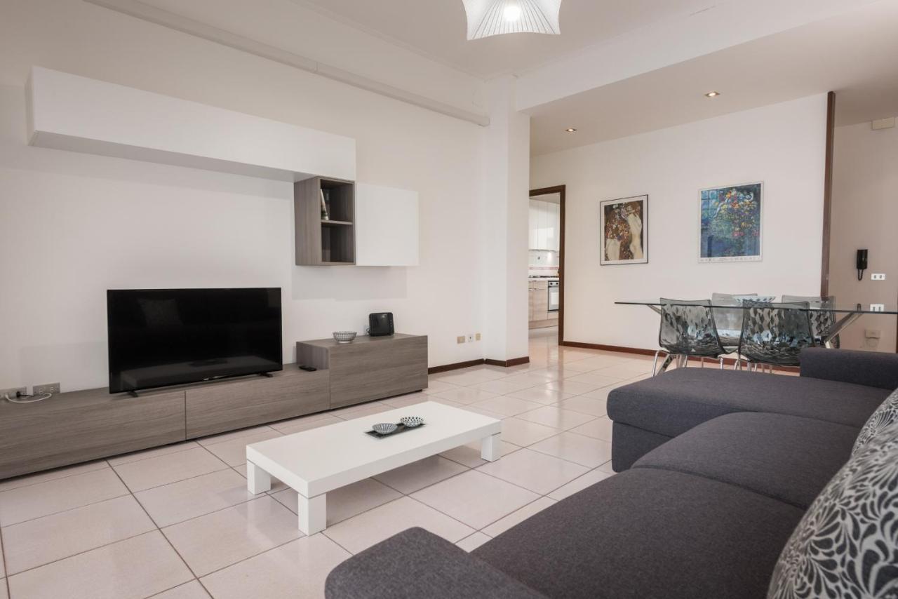 Flats4rent Lucia Apartment *