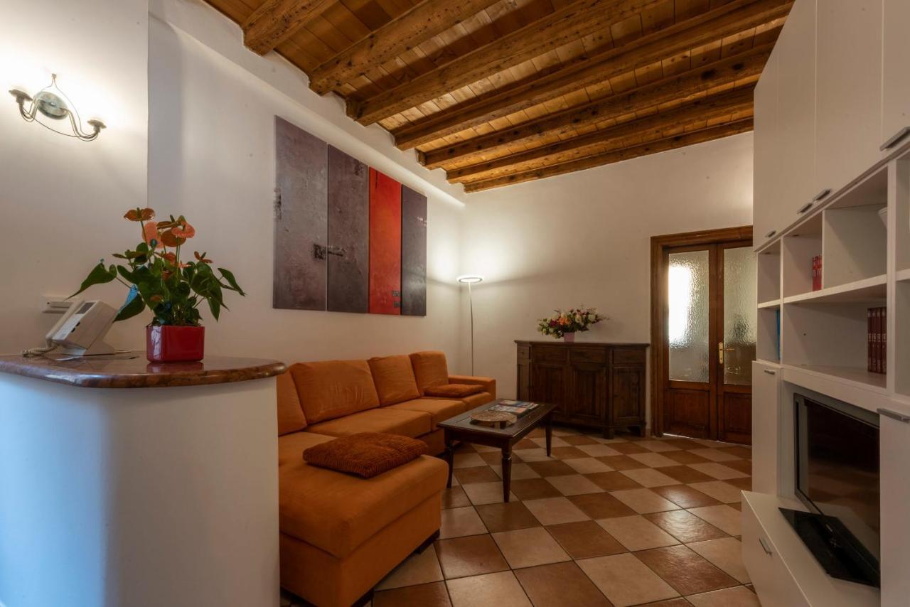 Italianflat - Al Teatro Apartment *