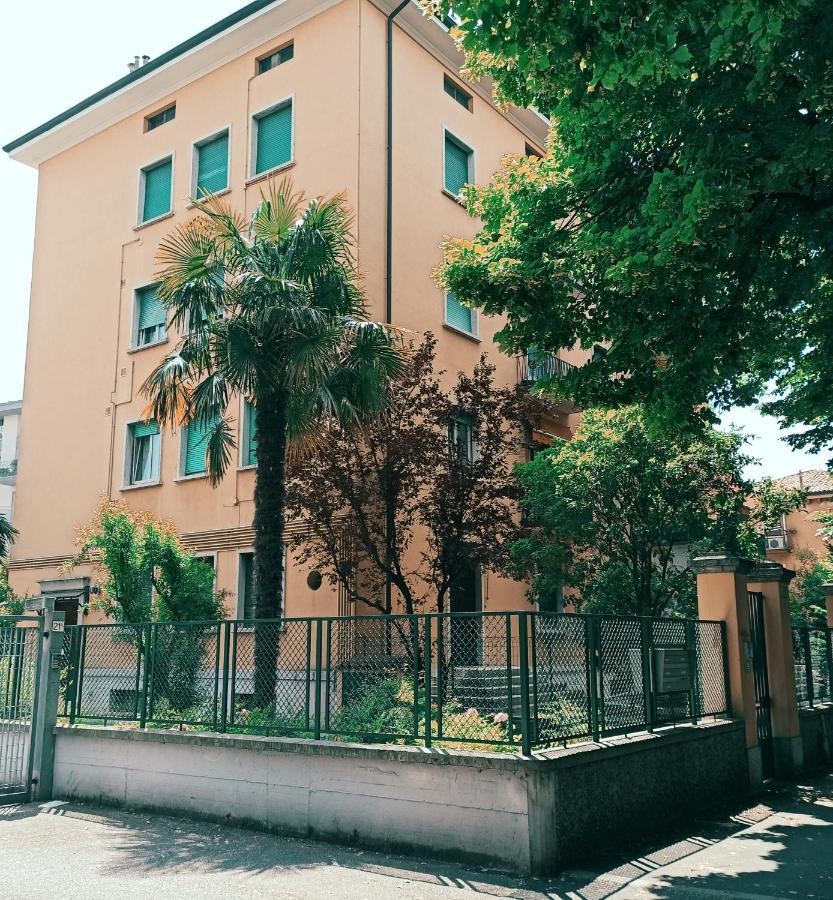 Casa Dei Tigli * Verona
