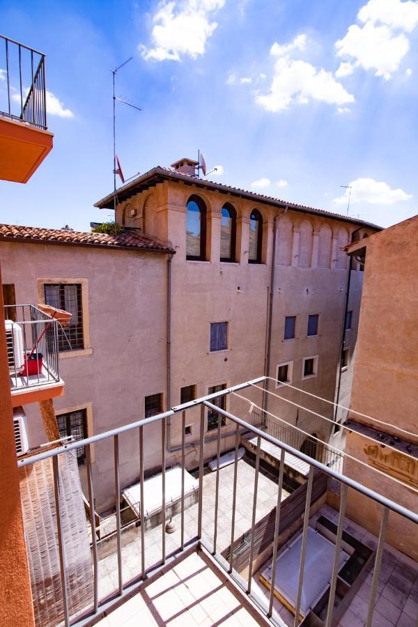 Apartment Emilei 25 Verona