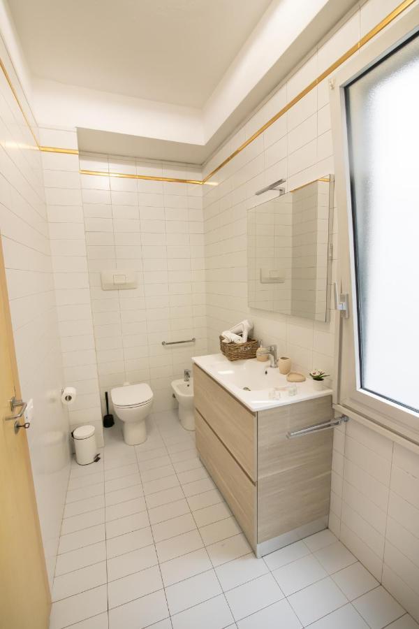 Emilei 25 * Verona