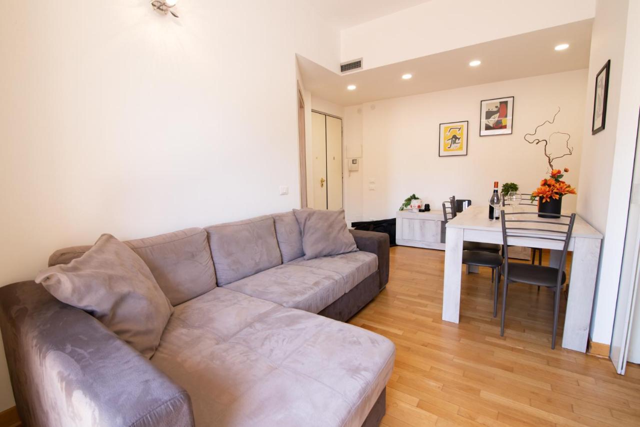 Emilei 25 Apartment