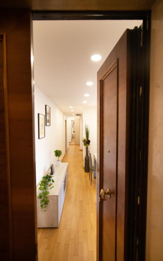Emilei 25 Apartment *