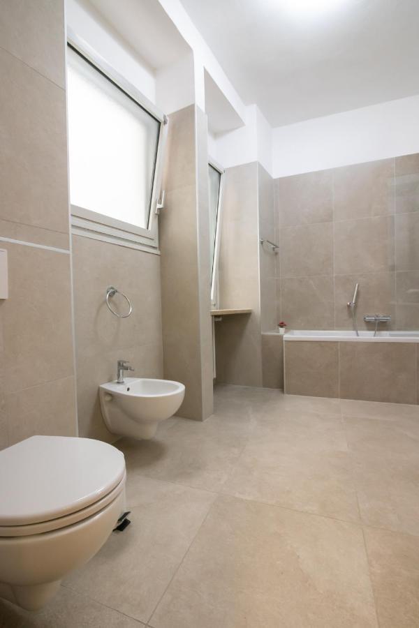Emilei 25 Apartment