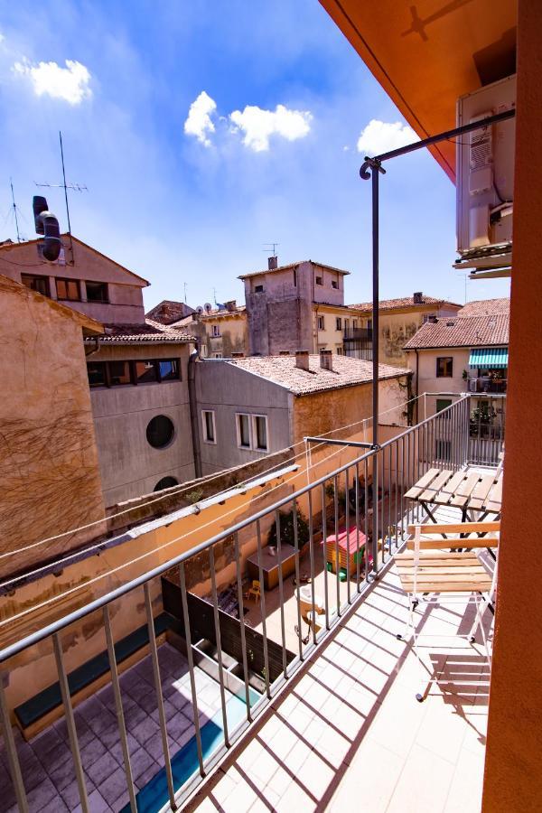 Emilei 25 Apartment *