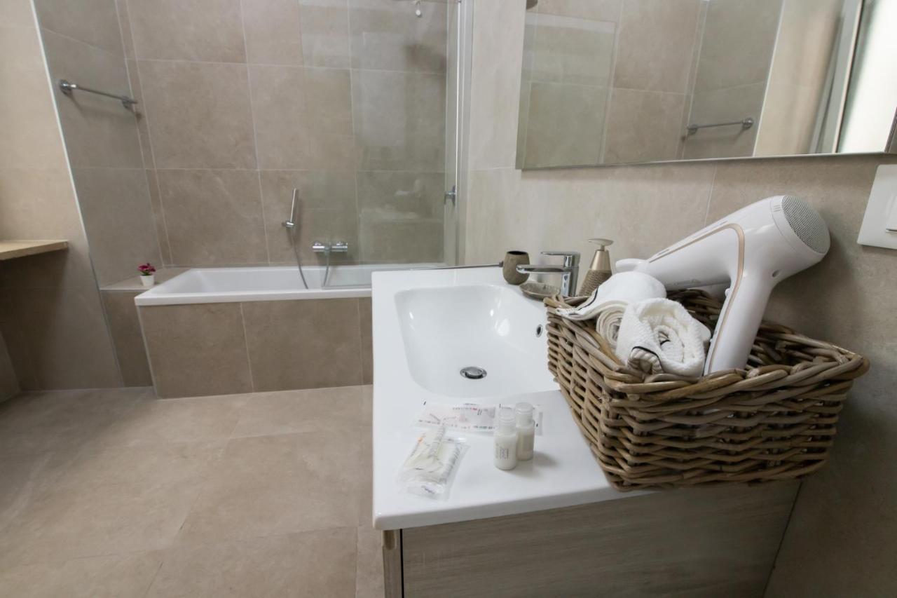 Emilei 25 * Verona