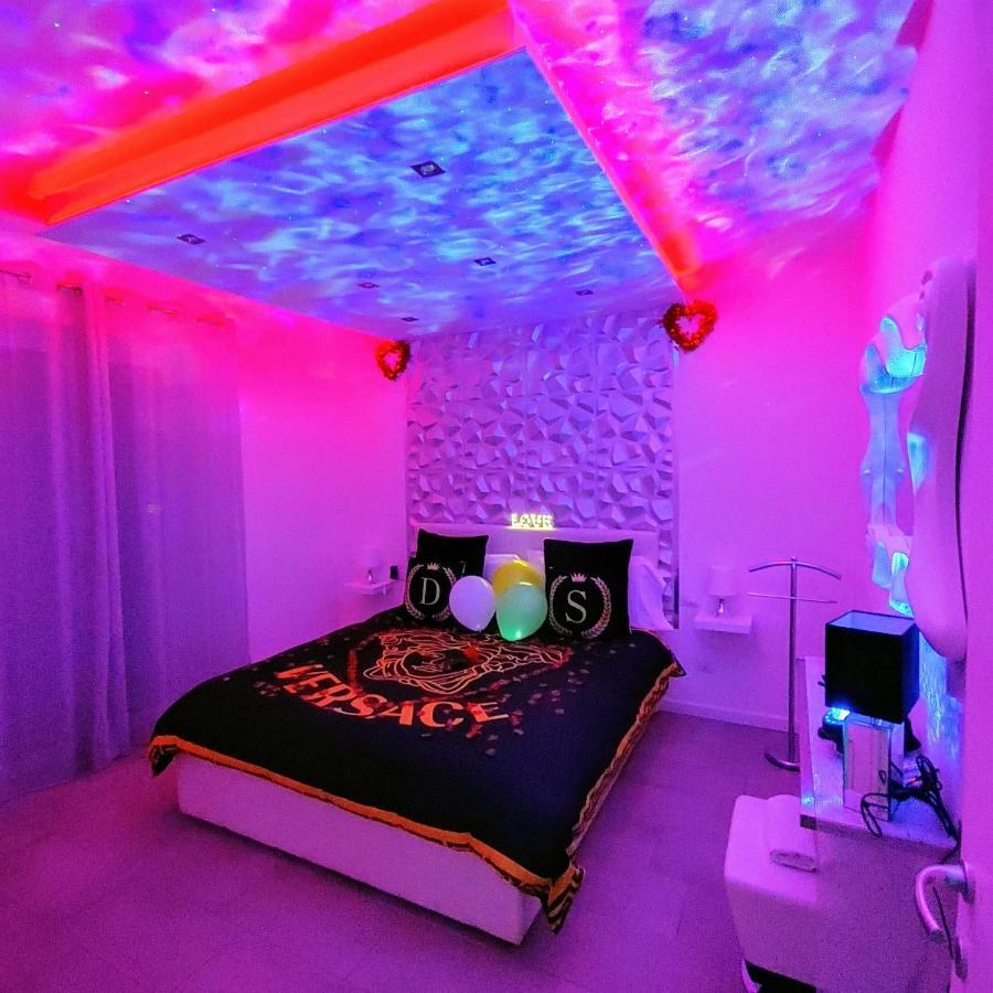 Diamond Apartment *