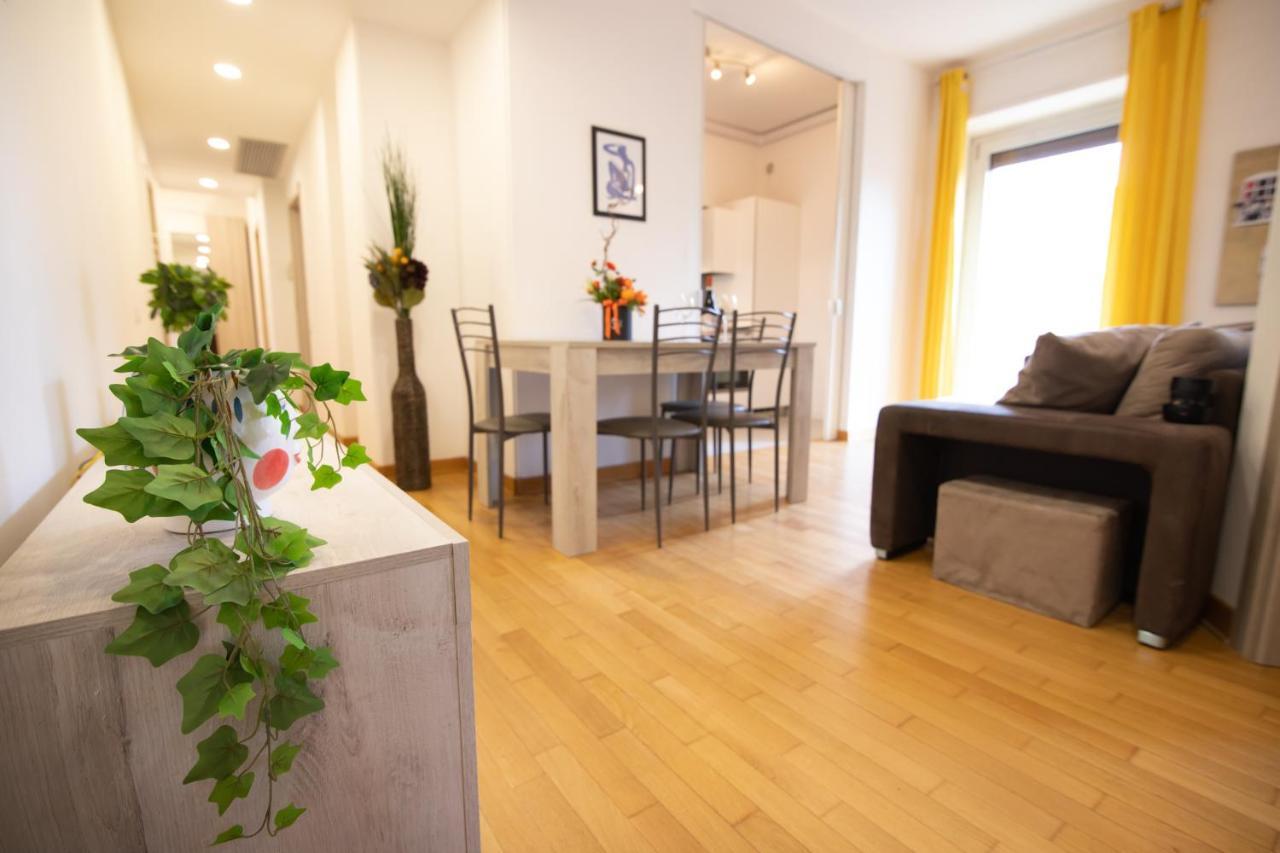 Emilei 25 Apartment