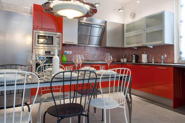 Centre With 3 Bed Chez Claude *