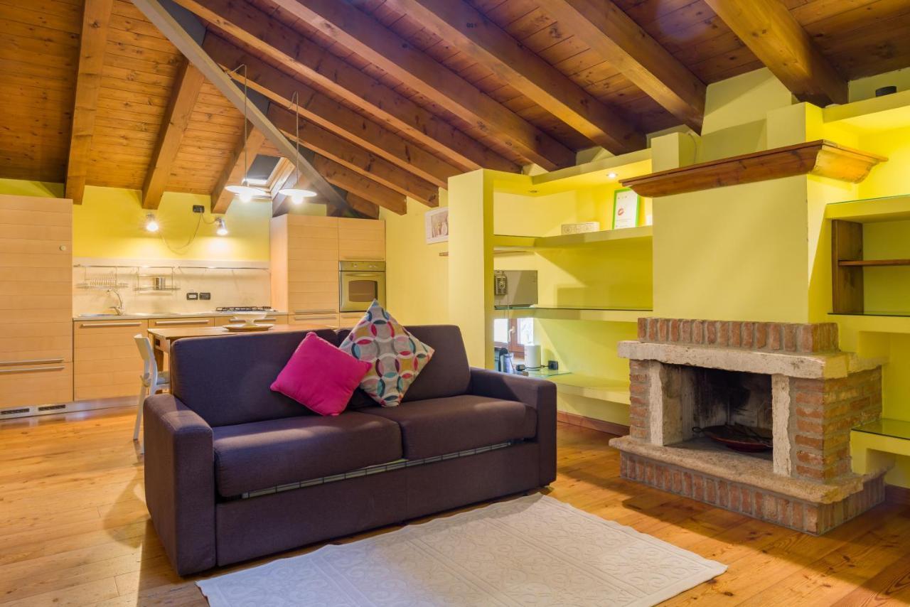 Topazio Apartment *