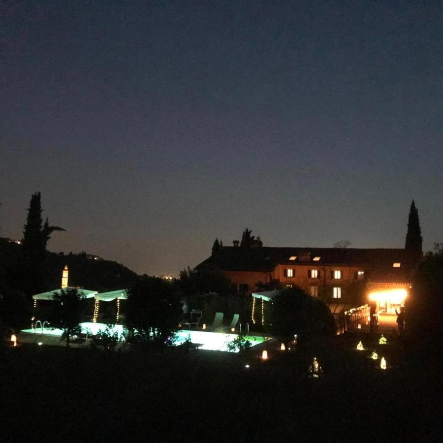 Avesa Villa *