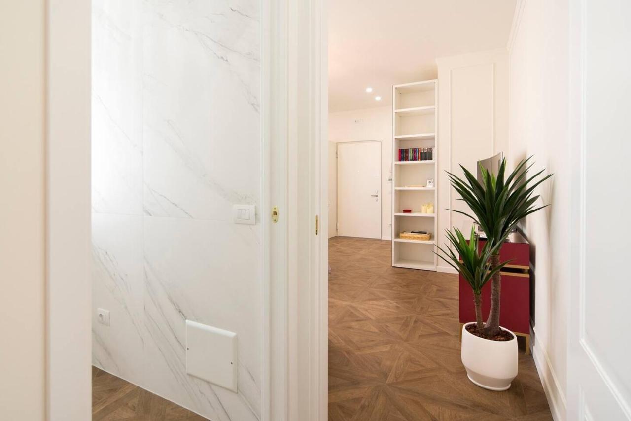 Madonna Montecchi Luxury In Apartment Verona