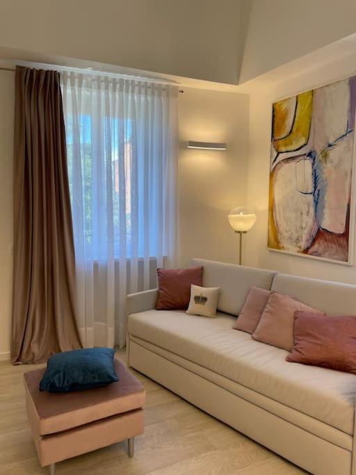 Queen Luxury * Verona