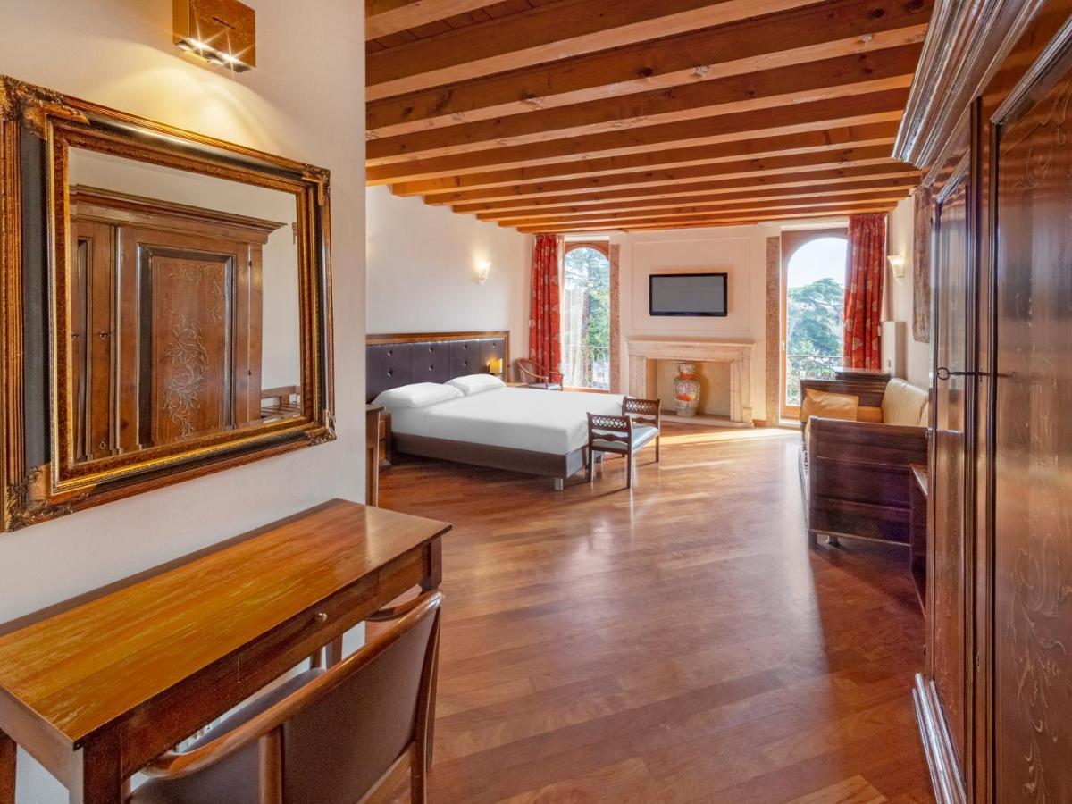 Guest house Centre And 2*