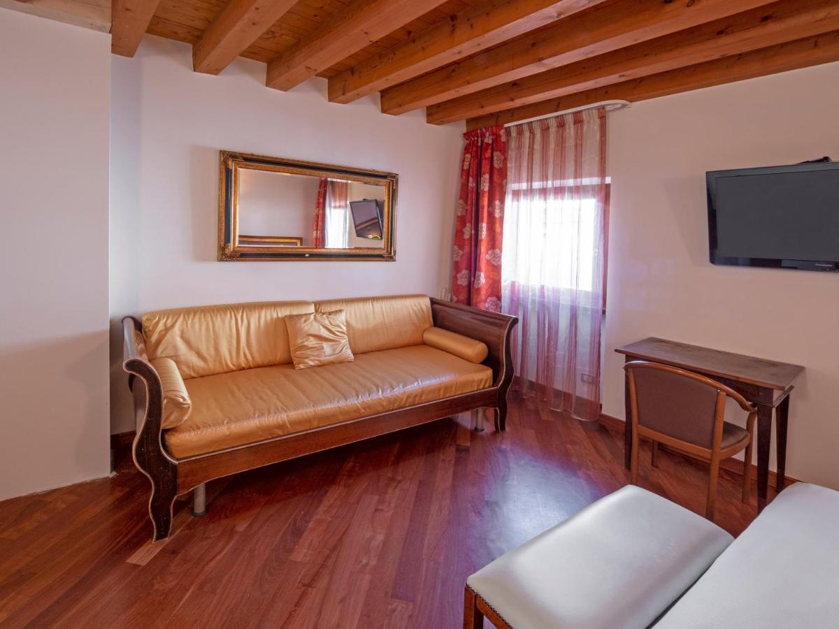 Guest house Centre And 2*