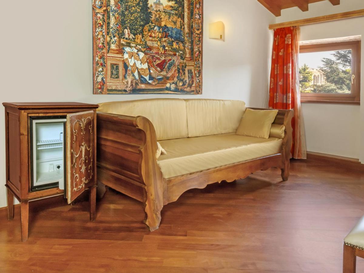 Guest house Centre And 2*