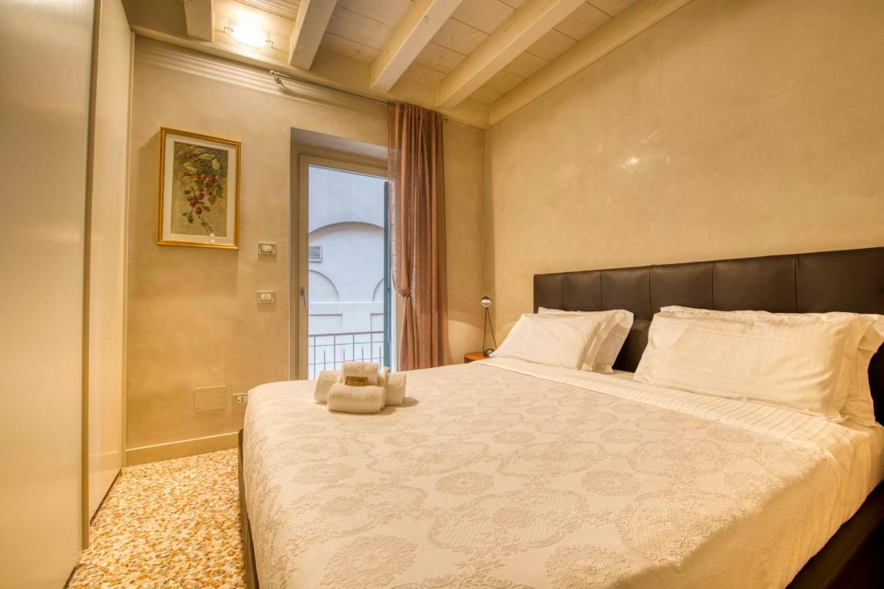Apartmentsarena - Mercatorum - Piazza Erbe Verona
