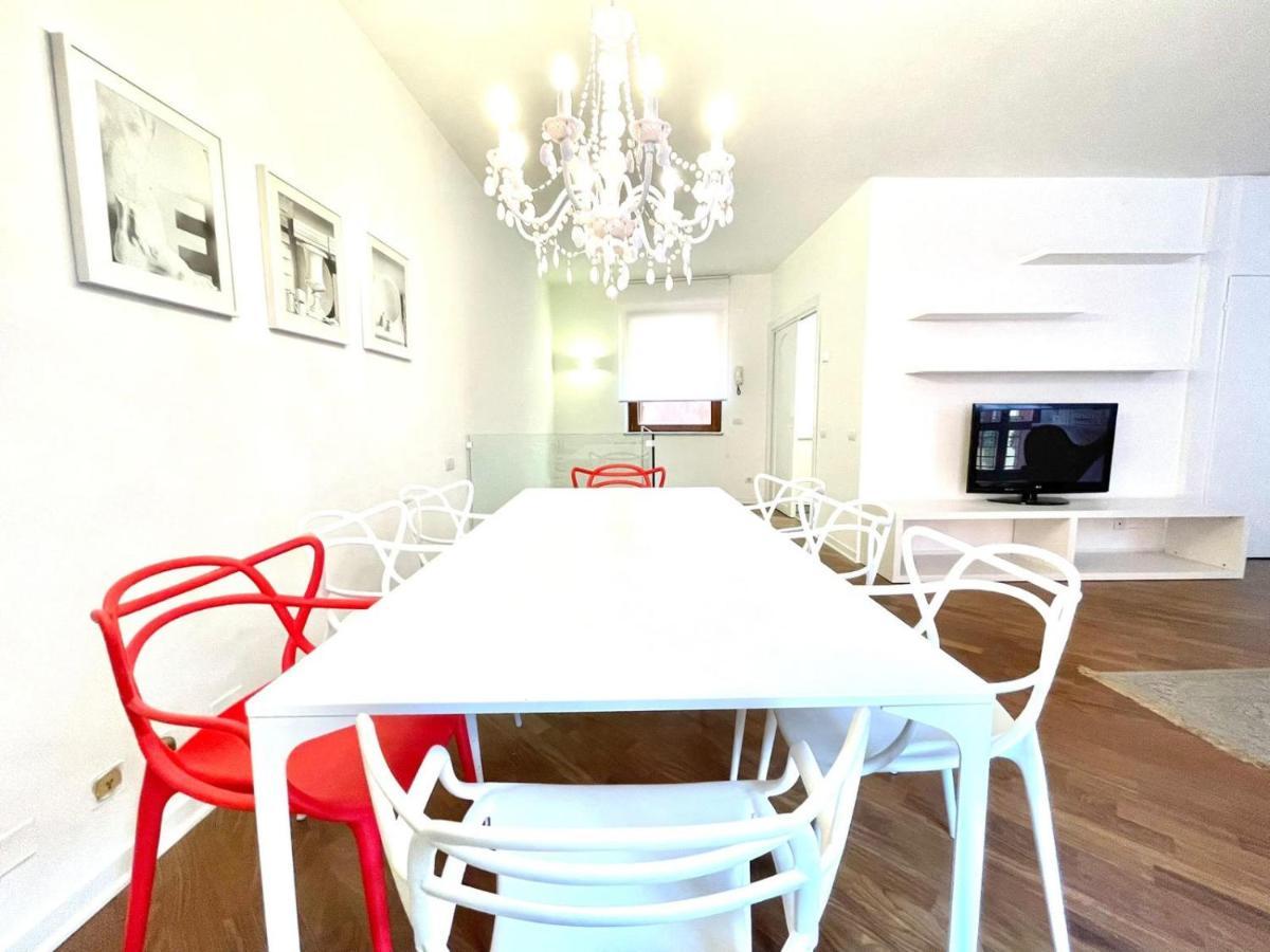 Domus - Ampia Moderna Casa Su 2 Piani Nel Cuore Di Apartment *