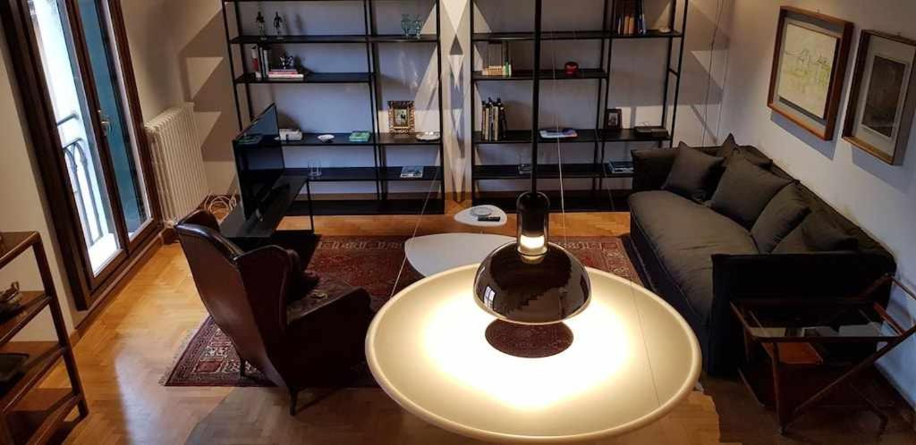 Interno Gavi * Verona