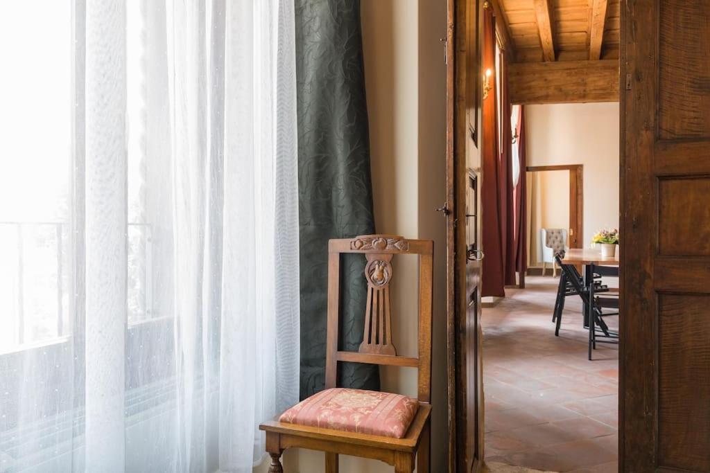 Magnificent 1800 In The Heart Of