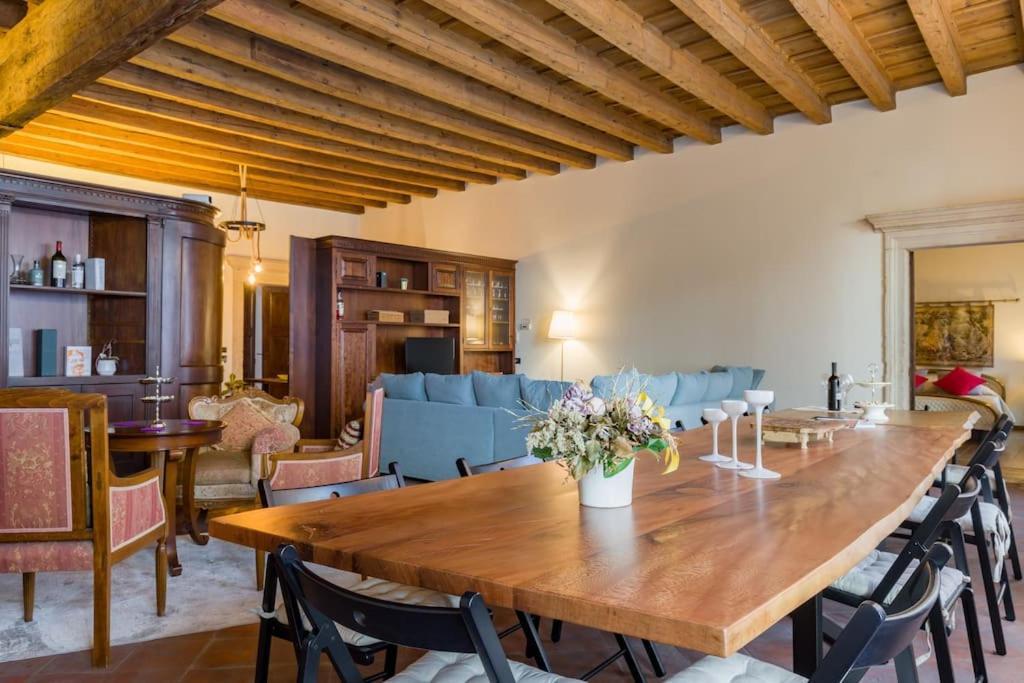 Apartment Magnificent 1800 In The Heart Of