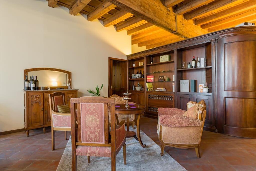 Magnificent 1800 In The Heart Of * Verona