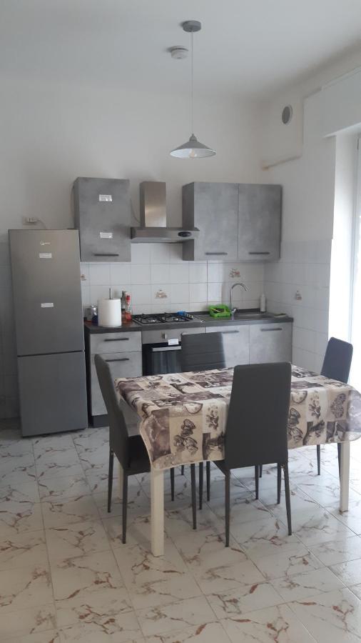 Homestay Casa Nerea - *