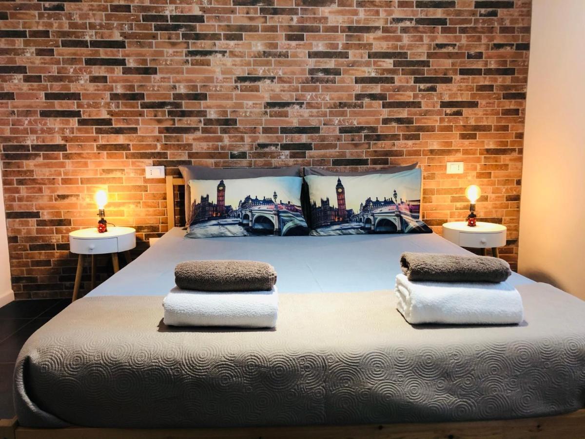 Blaxej, Nel Cuore Di Verona, Moderno Ed Elegante, 4 Posti Letto, Wi-fi, Self Check In Huoneisto *