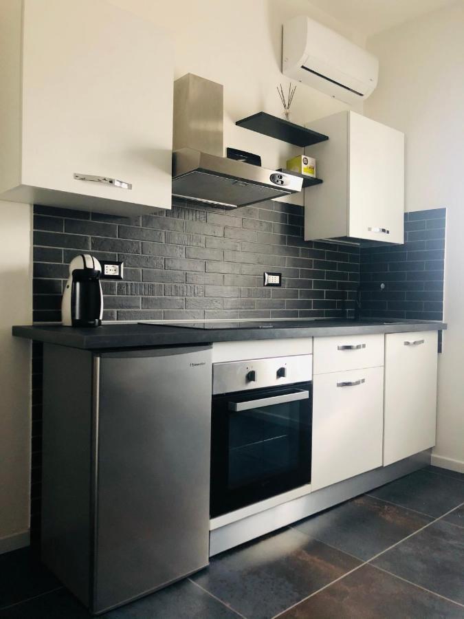 Blaxej, Nel Cuore Di Verona, Moderno Ed Elegante, 4 Posti Letto, Wi-fi, Self Check In *