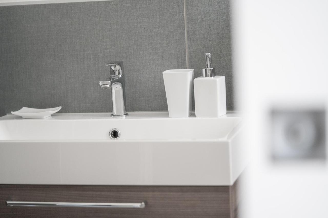 Apartment Raggio Di Sole 023091-loc-04058