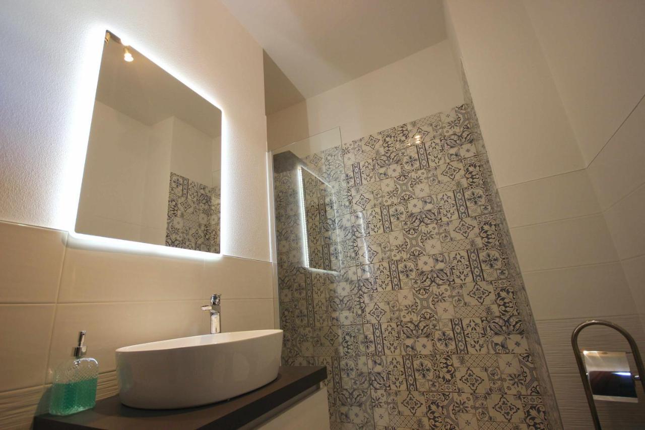 Apartment Vr 241 St