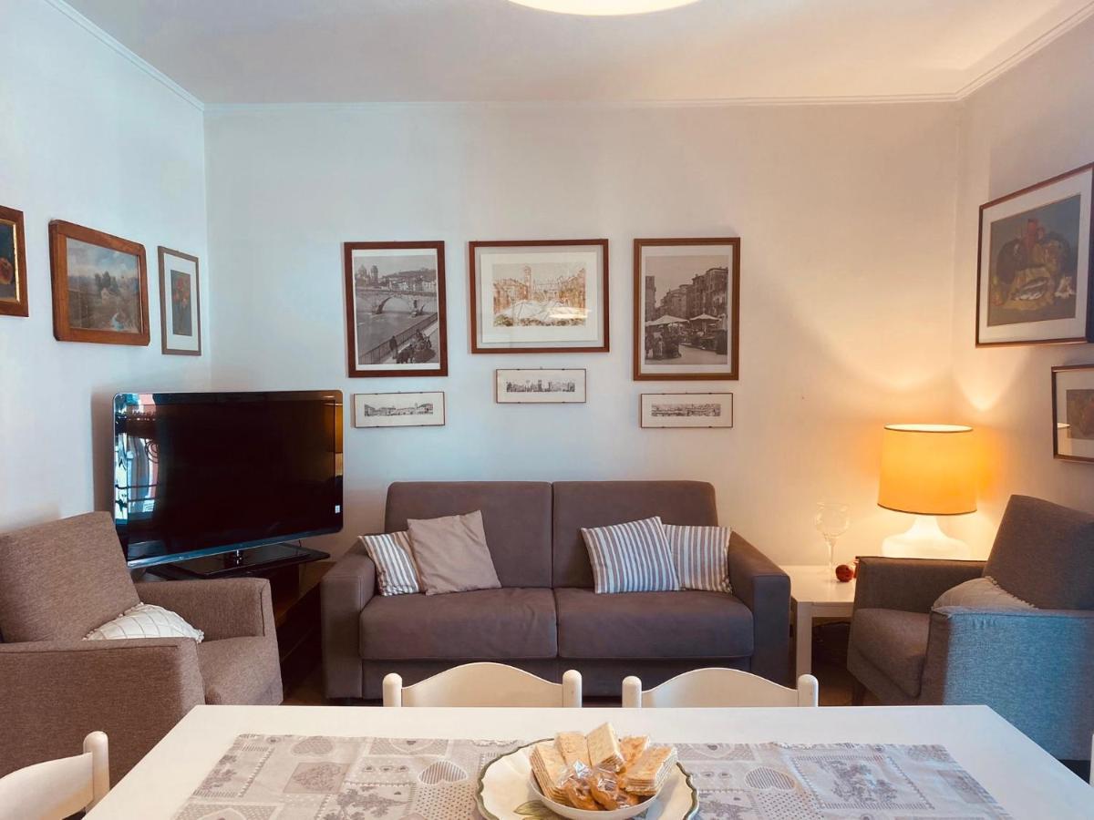 Il Balcone Di Aurora Apartment *