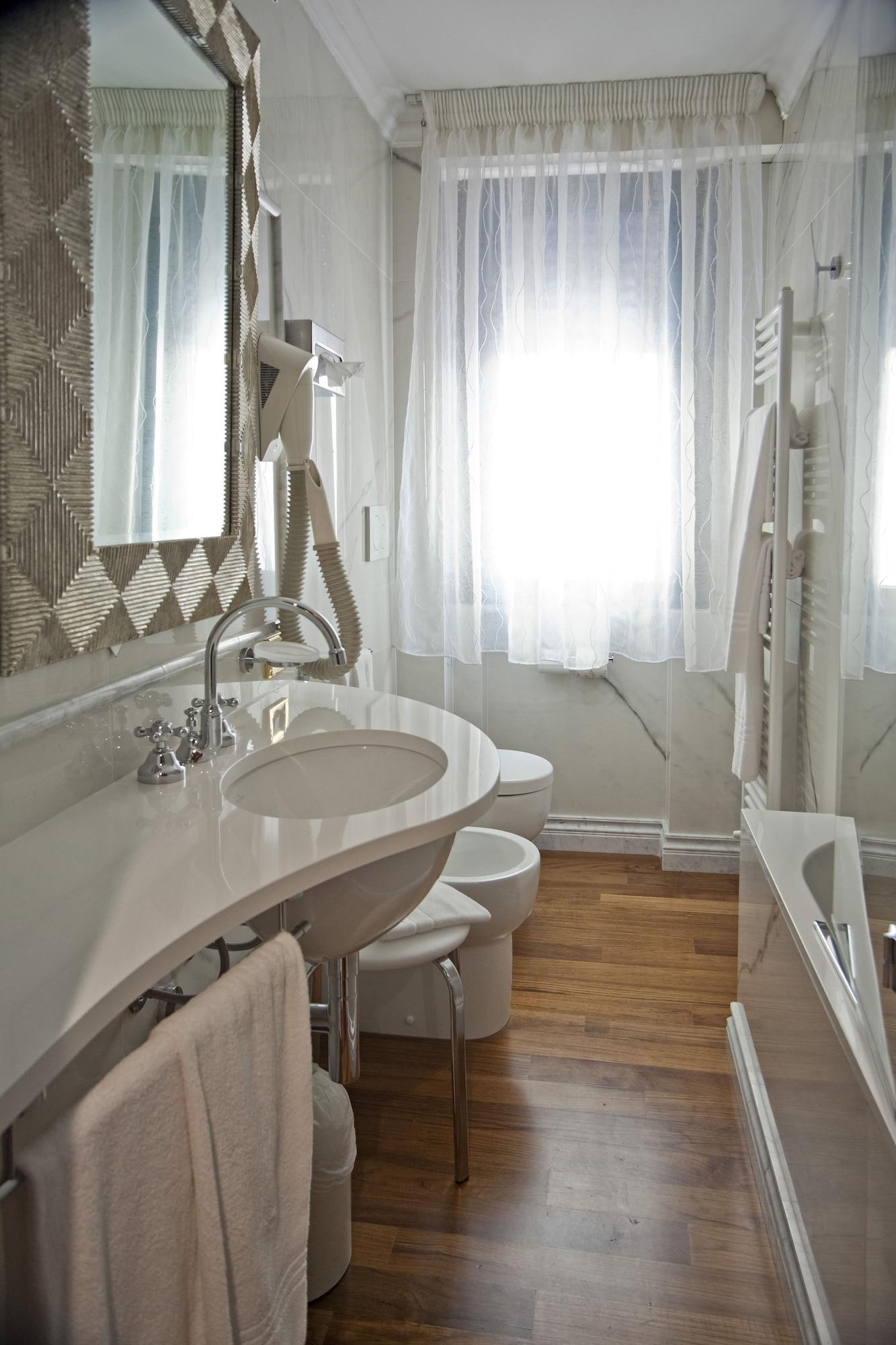 Europa Hotel 3*
