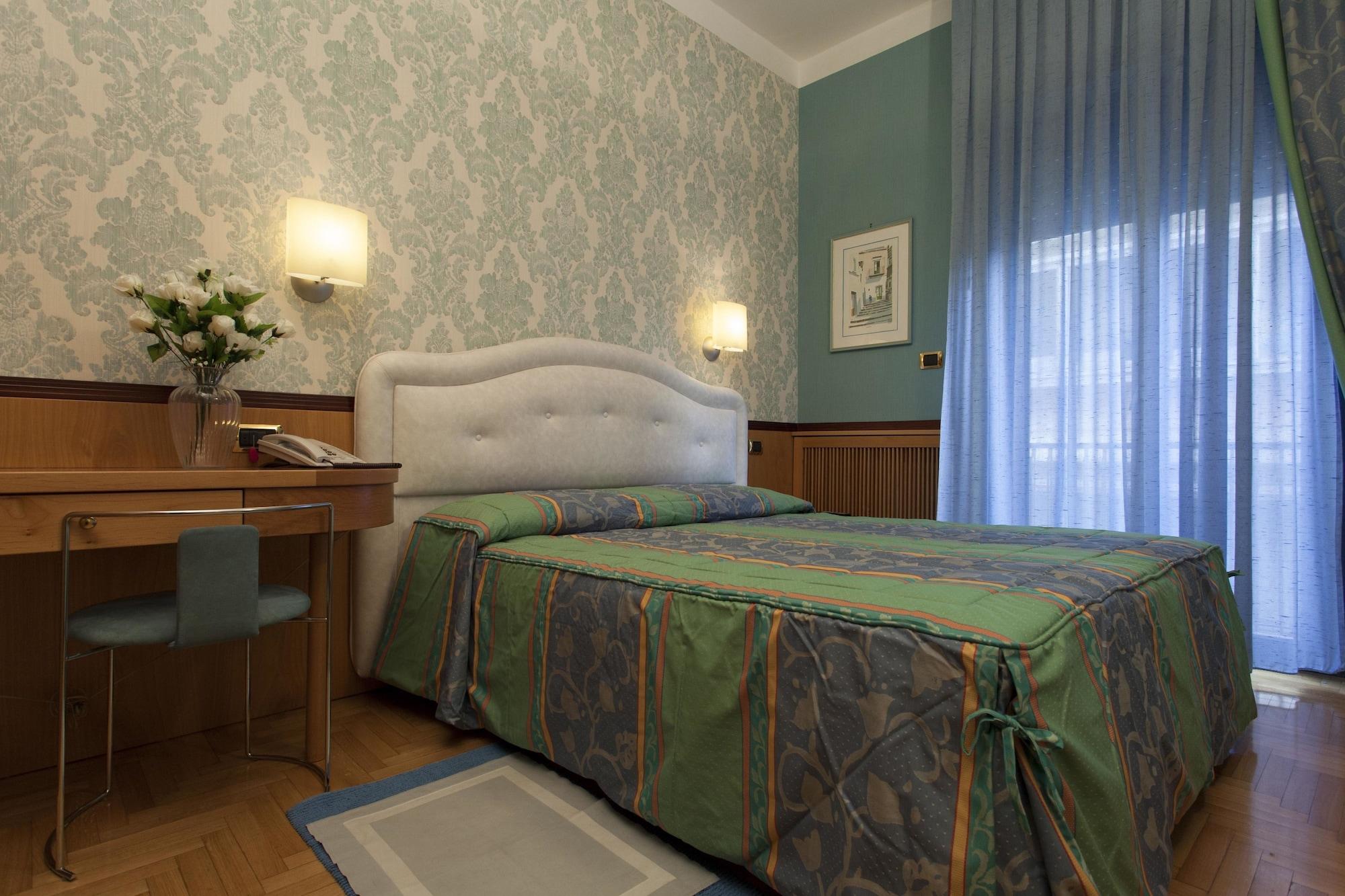Hotel Europa 3*