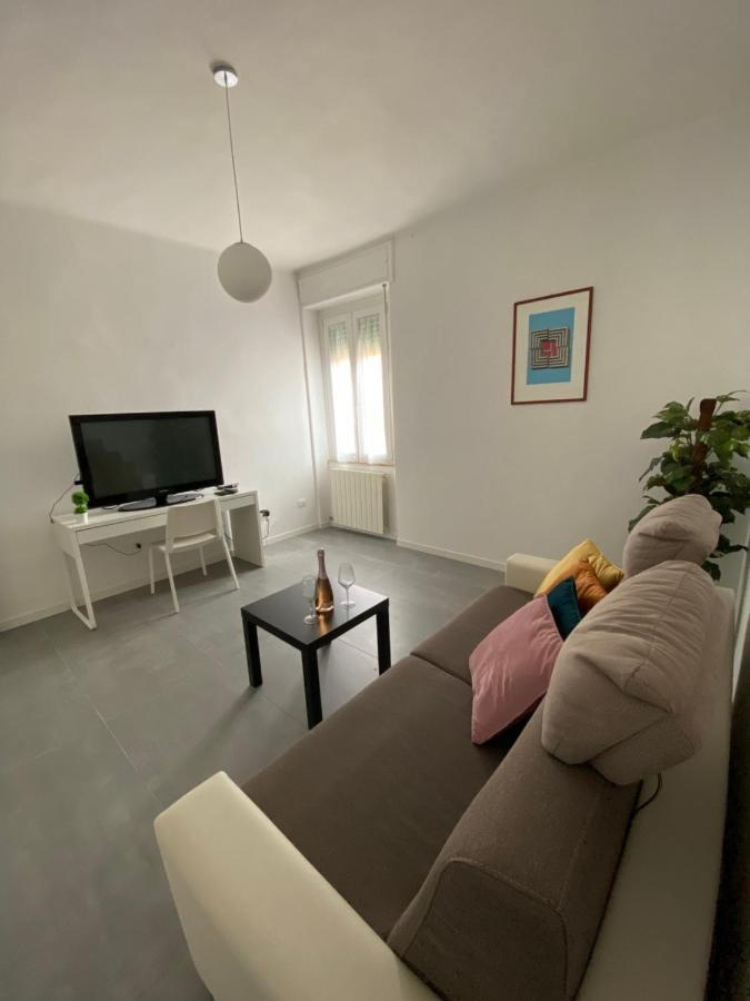 The Chic Verona
