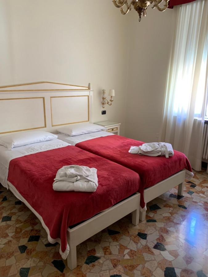 Notti Sull'adige Verona