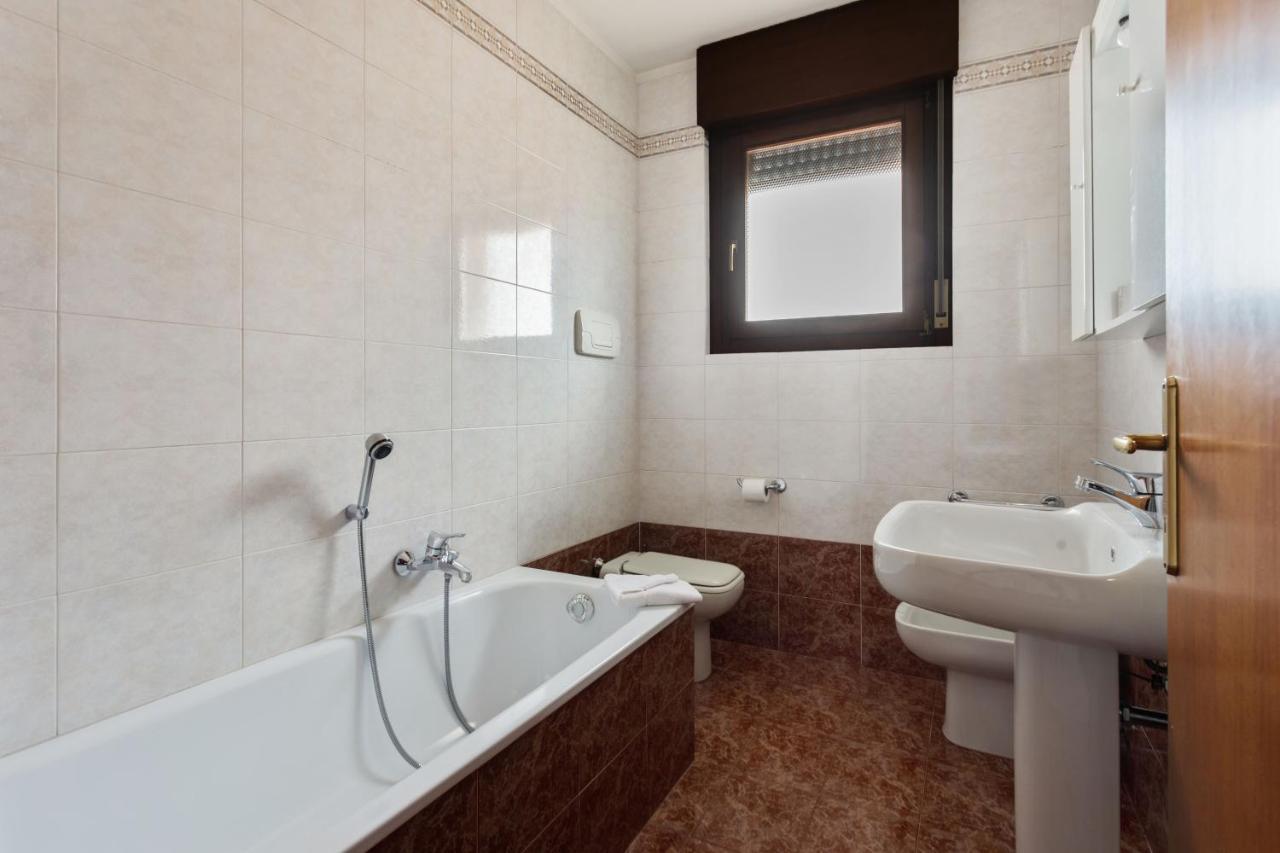 Apartment Borgo Roma With Parking - Pet Friendly *