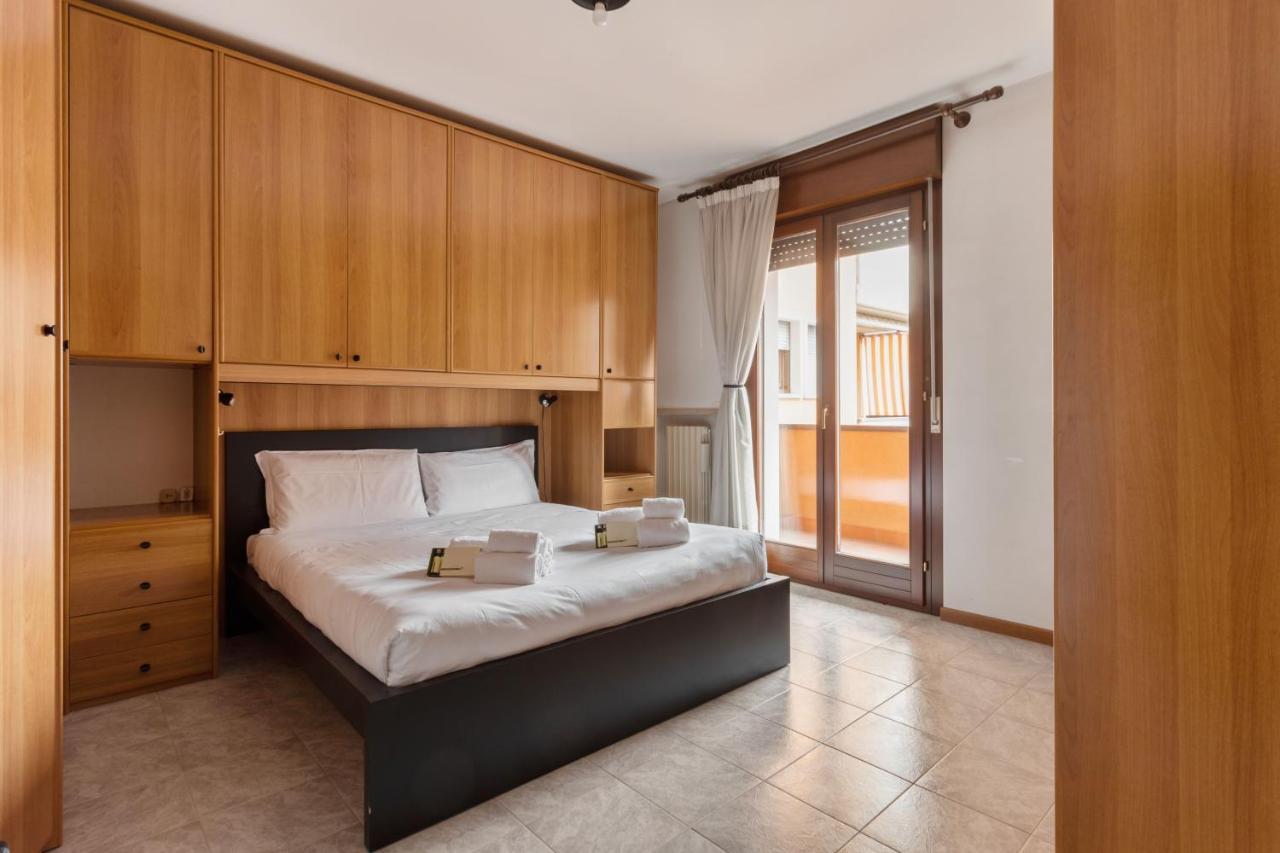 Apartment Borgo Roma With Parking - Pet Friendly Verona