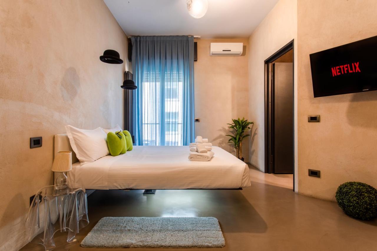 Porta Nuova Self Check-in Parking Request
