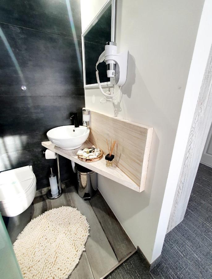 Fiera - Casanostra Guest house