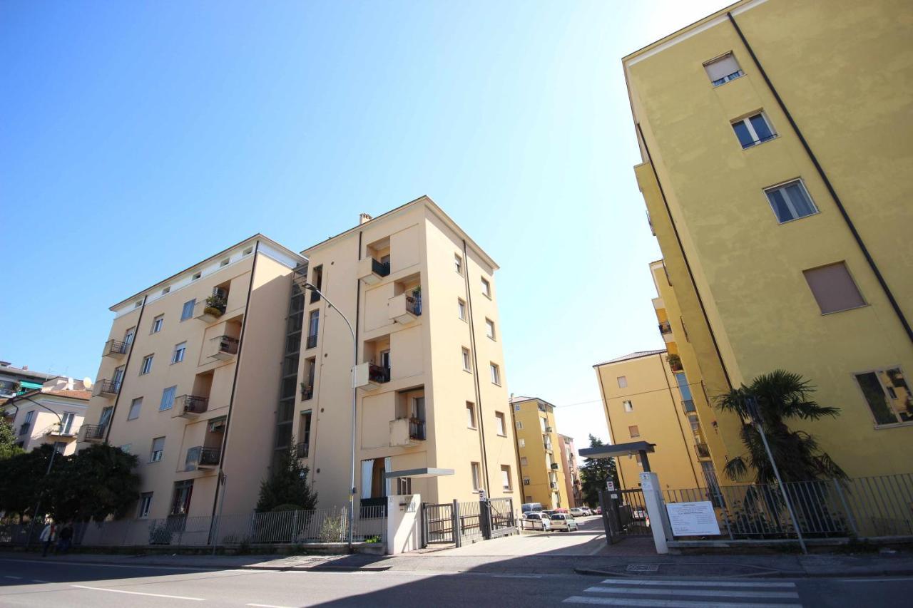 Vr Attico Di Lino Verona
