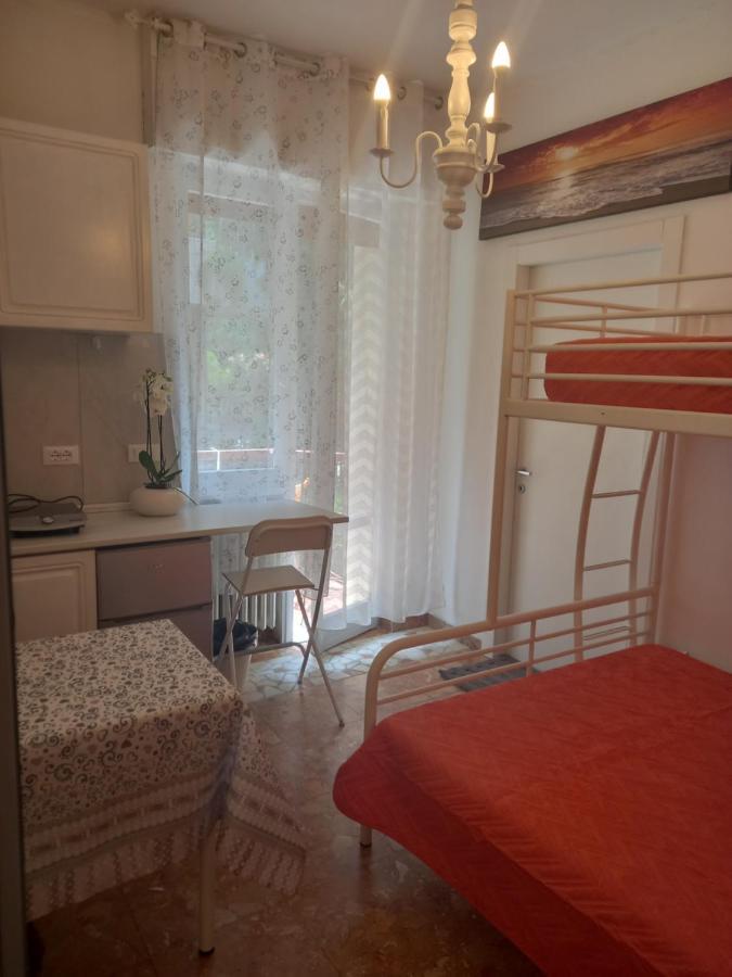Minihouselarissa Diverona * Verona