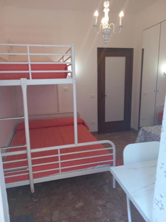 Minihouselarissa Diverona Guest house Verona